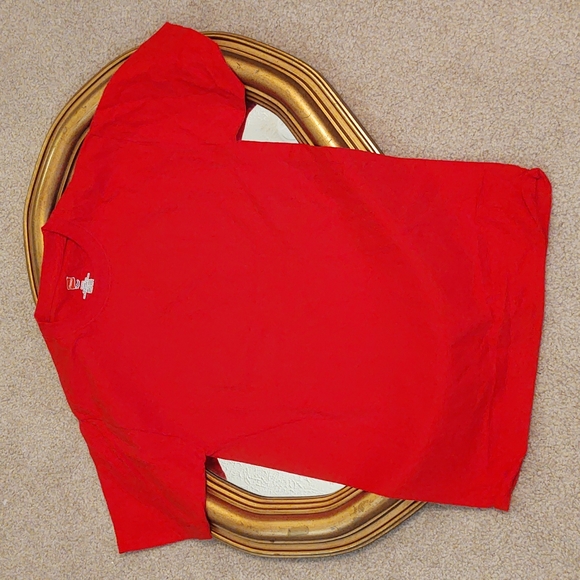 (3 for $6) Bundle of NWOT Hanes Tees Size Small - Picture 6 of 7